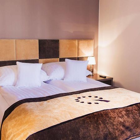 Boutique Hotel'S III Pilsudskiego Łódź Eksteriør billede